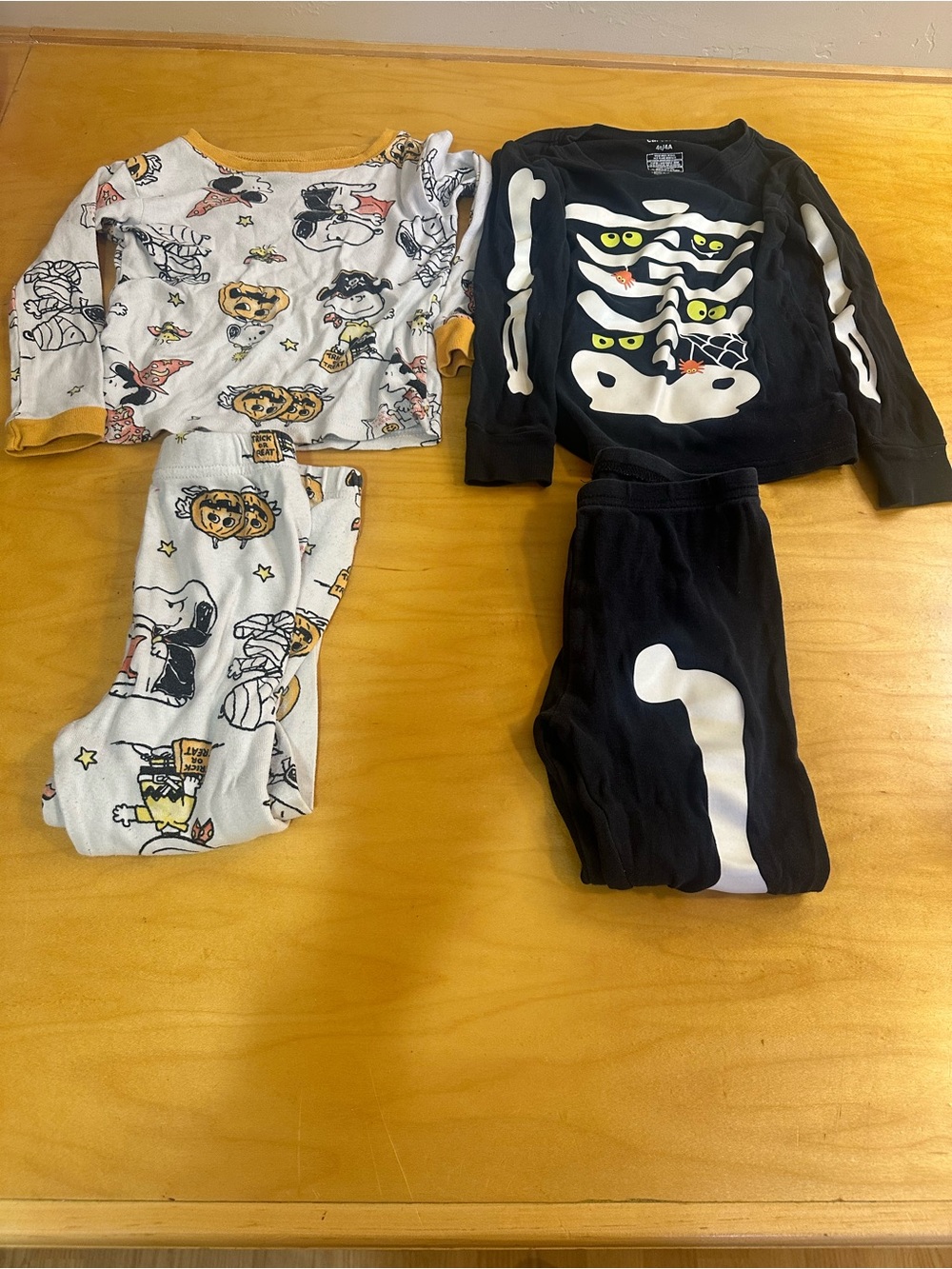 Kids Halloween Pajama Set of 2 Size 4T